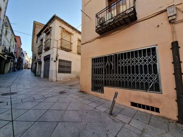 Local comercial en alquiler en Calle Calle de Trujillo, 35