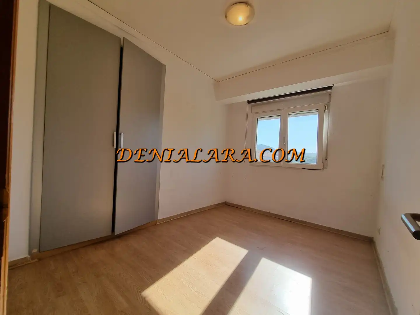 Bedroom of Flat for sale in Dénia  with Air Conditioner, Heating and Storage room