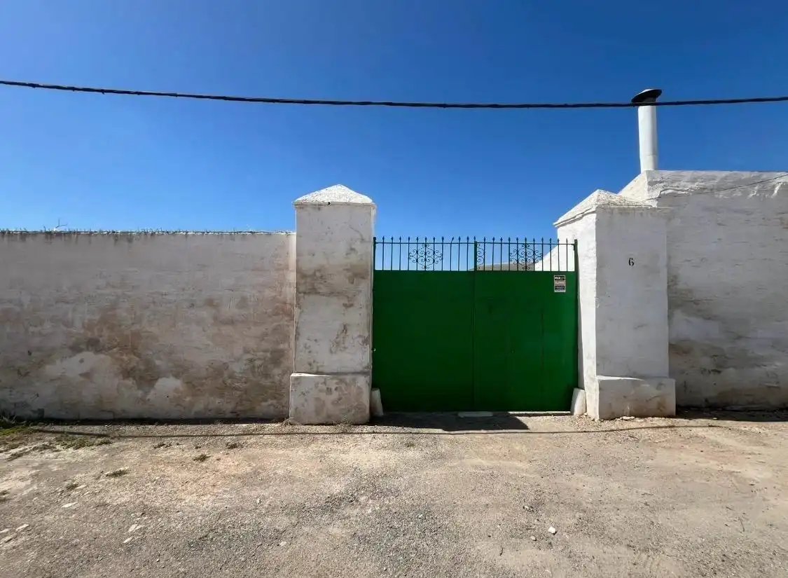 Vista exterior de Casa o xalet en venda en Osuna