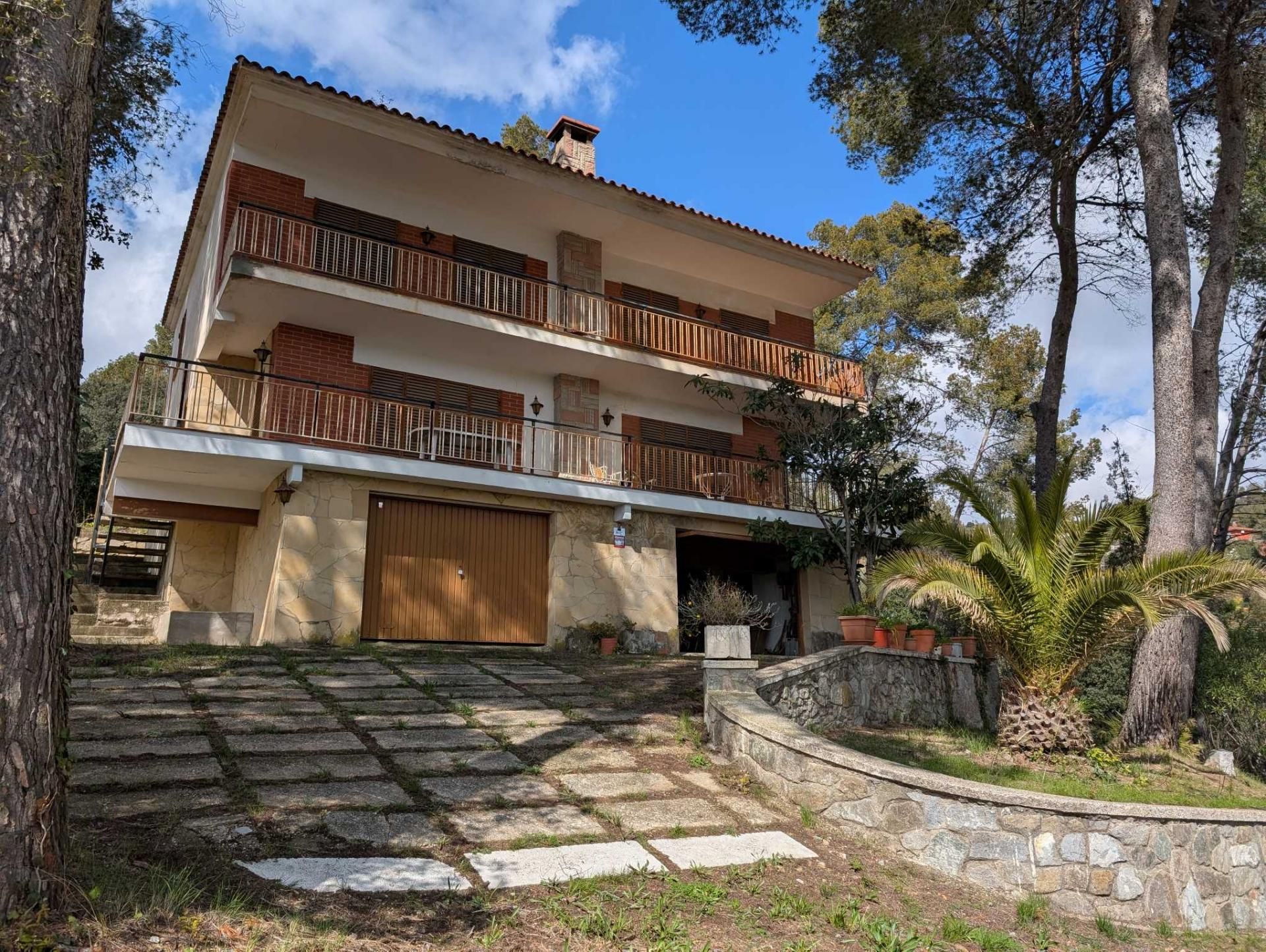Exterior view of House or chalet for sale in Corbera de Llobregat