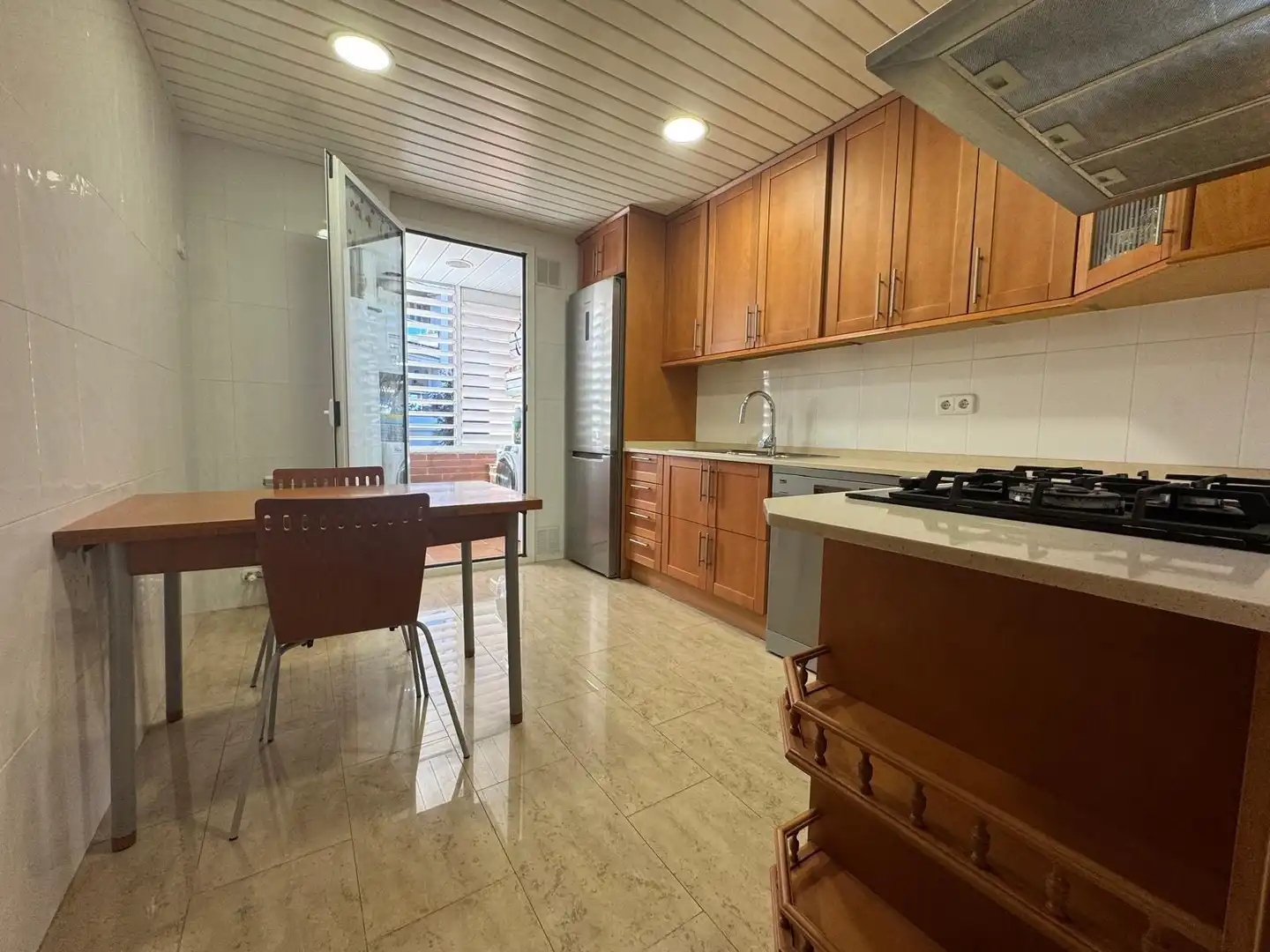 Kitchen of Flat for sale in Manresa  with Air Conditioner, Terrace and Storage room