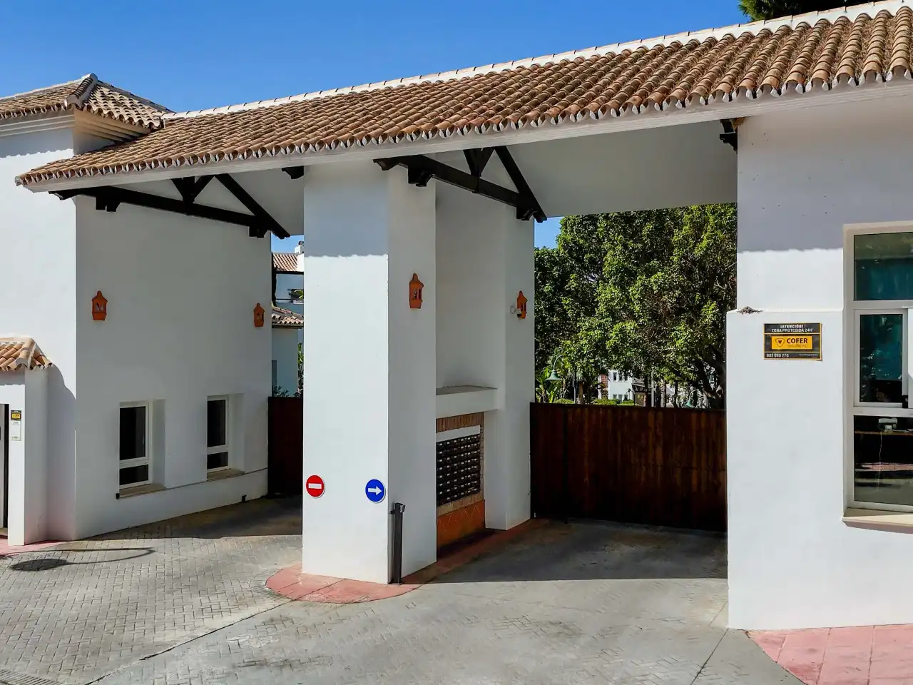 Planta baja en venta en Marbella con Aire acondicionado, Calefacción y Jardín privado