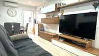 Sala d'estar de Planta baixa en venda en Sant Boi de Llobregat amb Aire condicionat, Parquet i Terrassa