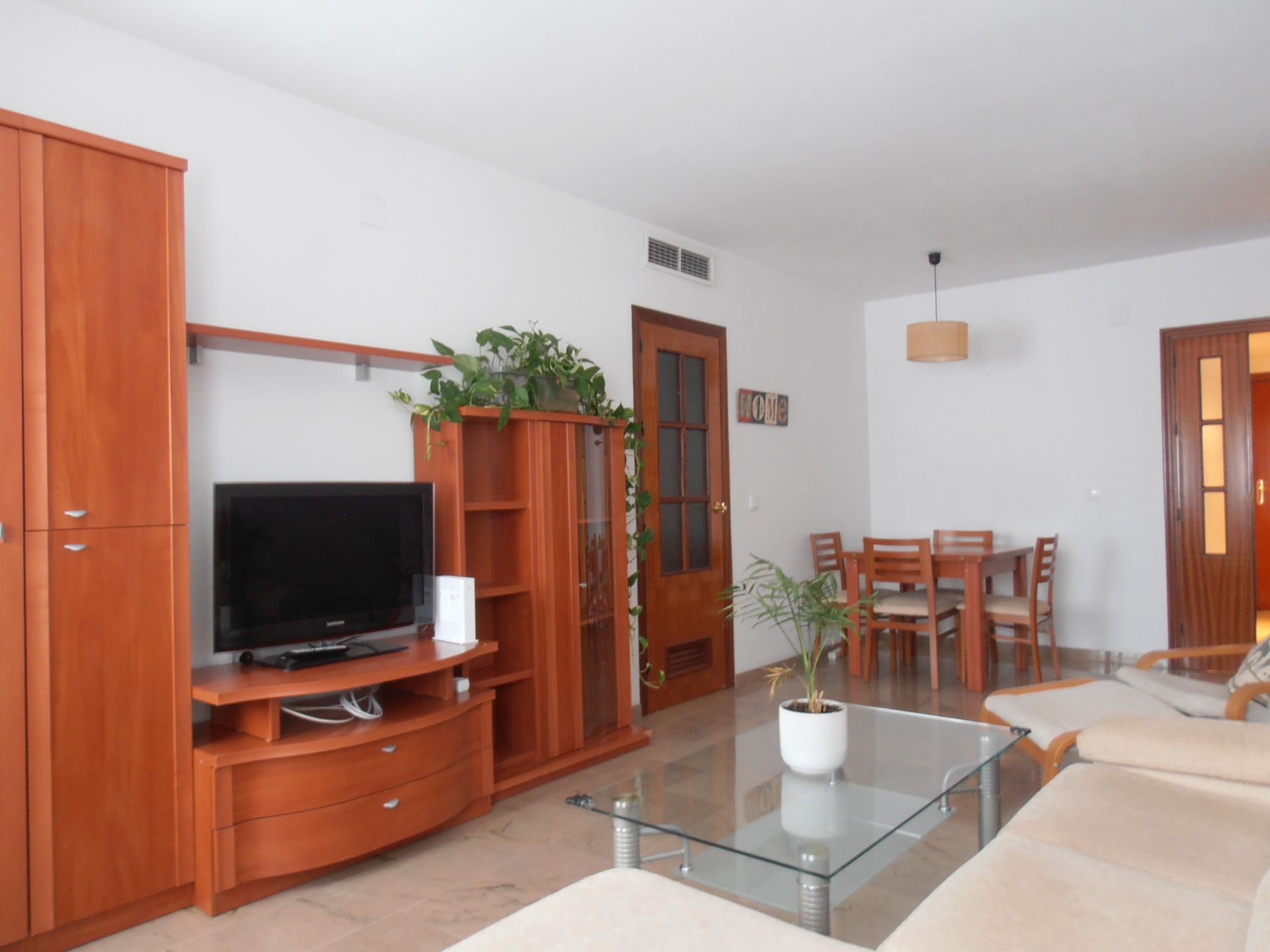 Flat to rent in Calle de los Plateros, Santa Rosa - Valdeolleros, Norte-Sierra