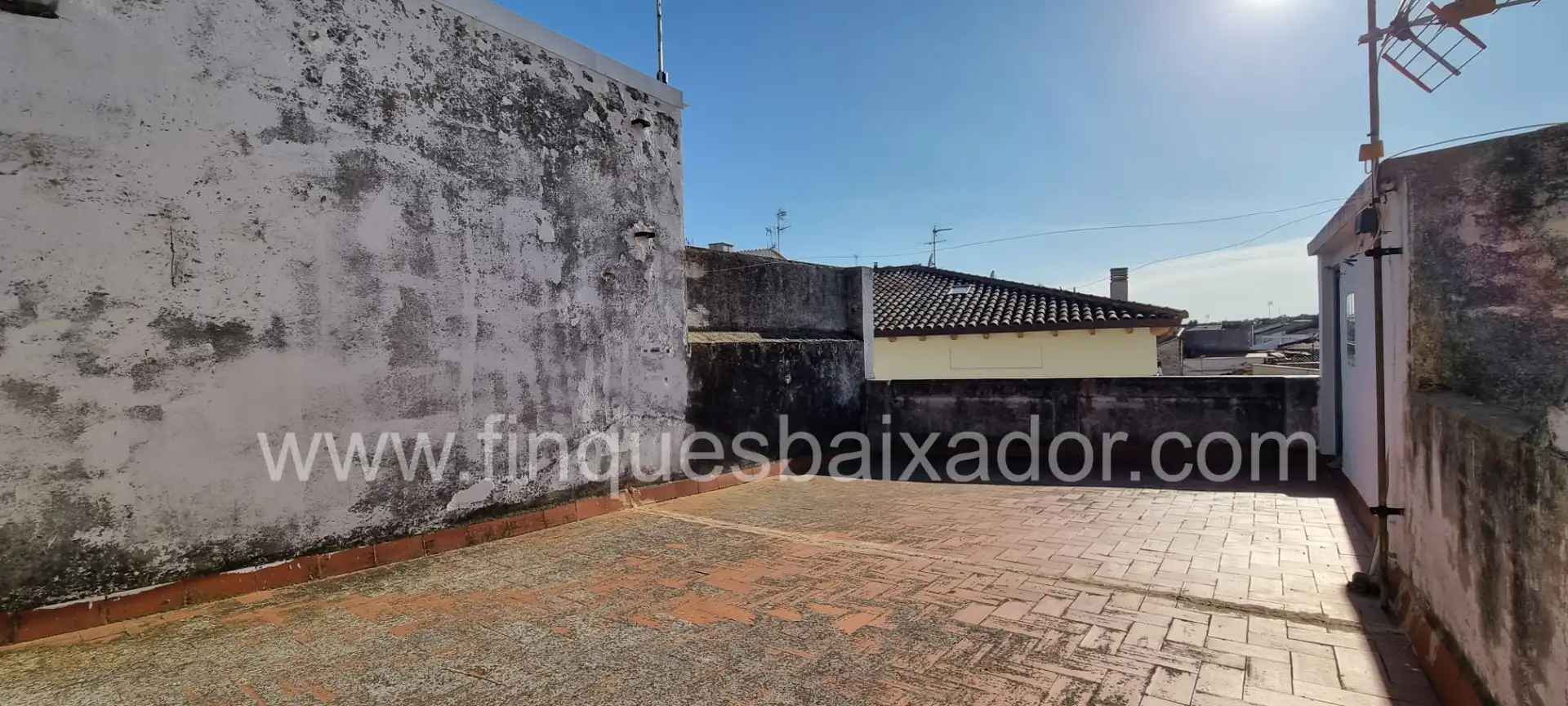 Casa adosada en venda a El Castell de Cubelles