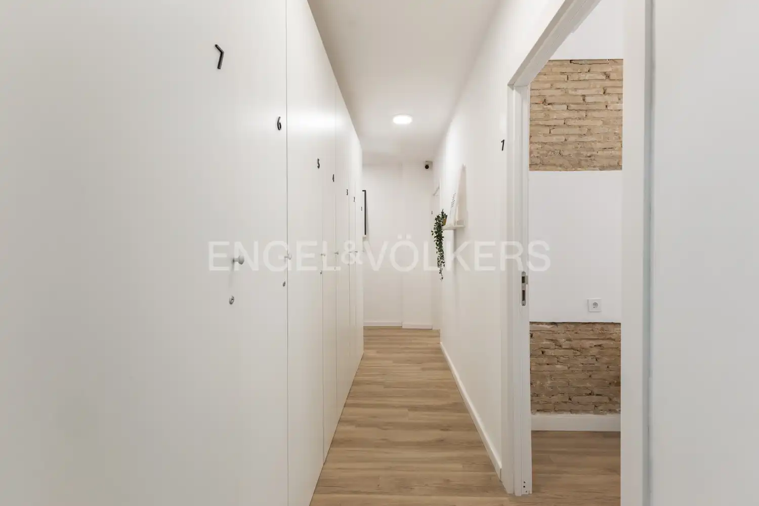 Piso en venta en Valencia con Aire acondicionado, Calefacción y Trastero