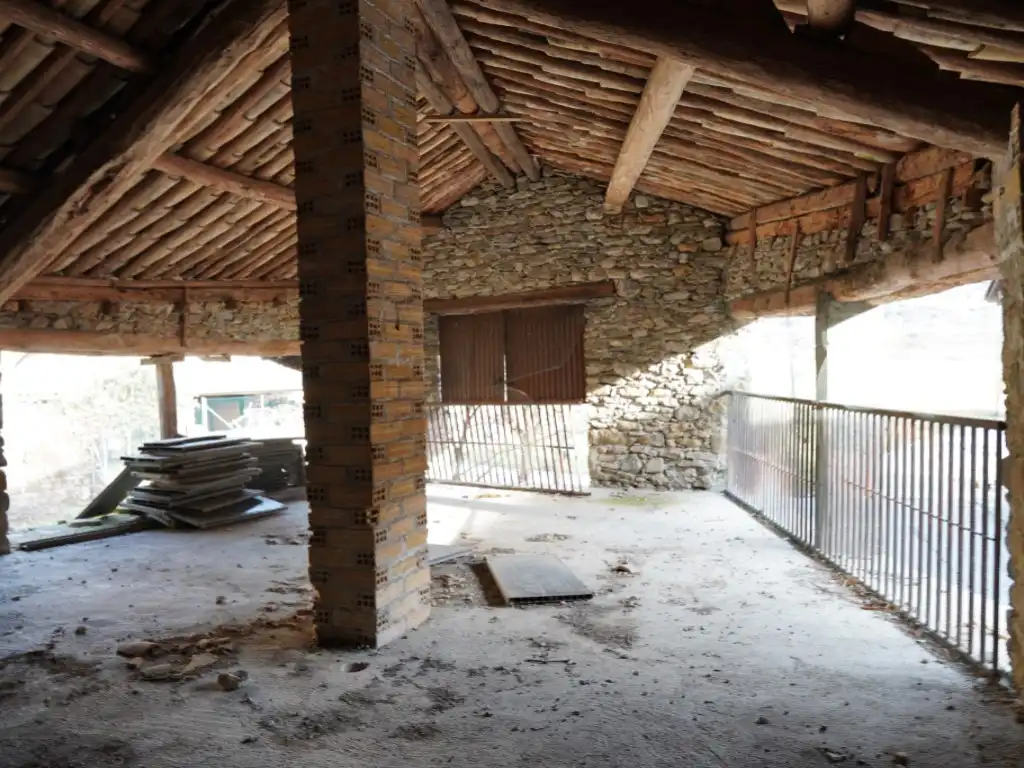 Buildings for sale in Diseminados Afueras Navarri, 1, Foradada del Toscar
