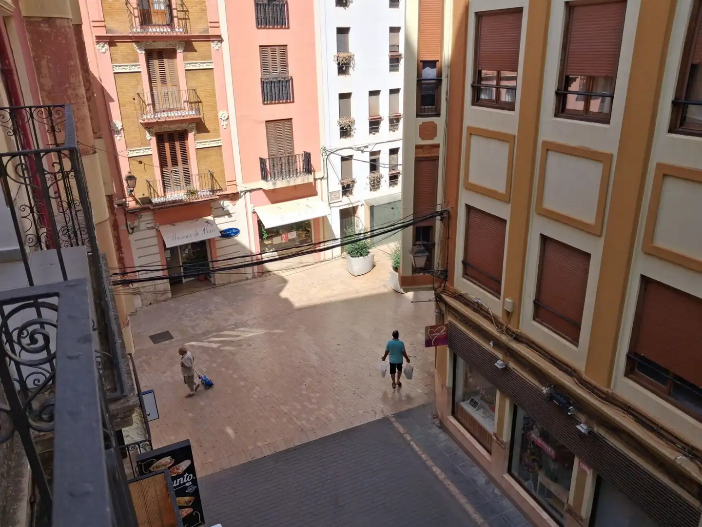 Exterior view of Study for sale in Alzira  with Furnished, Oven and Washing machine