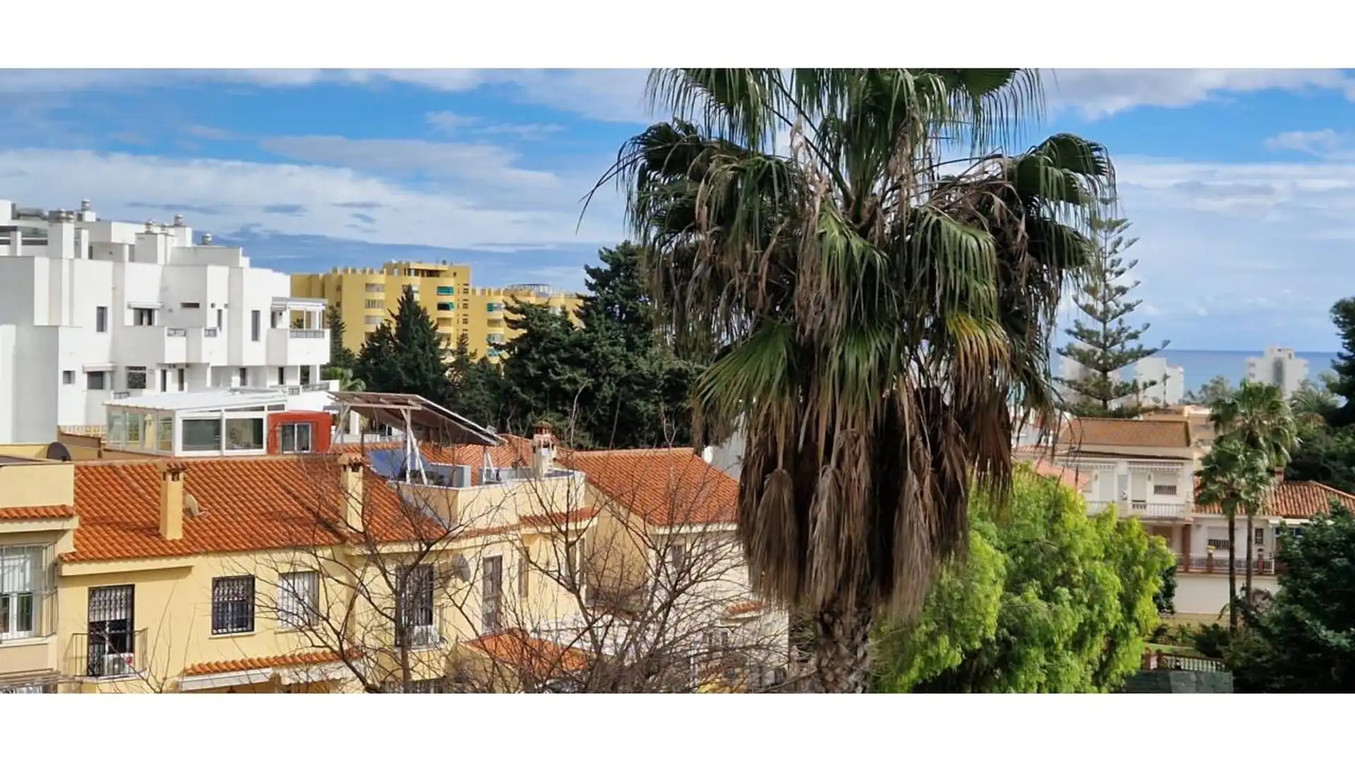 Vista exterior de Apartamento en venta en Benalmádena con Aire acondicionado, Calefacción y Terraza