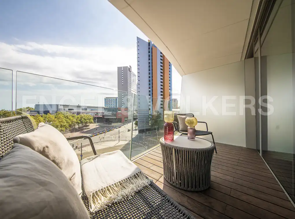 Terraza de Piso de alquiler en Barcelona con Aire acondicionado, Calefacción y Piscina