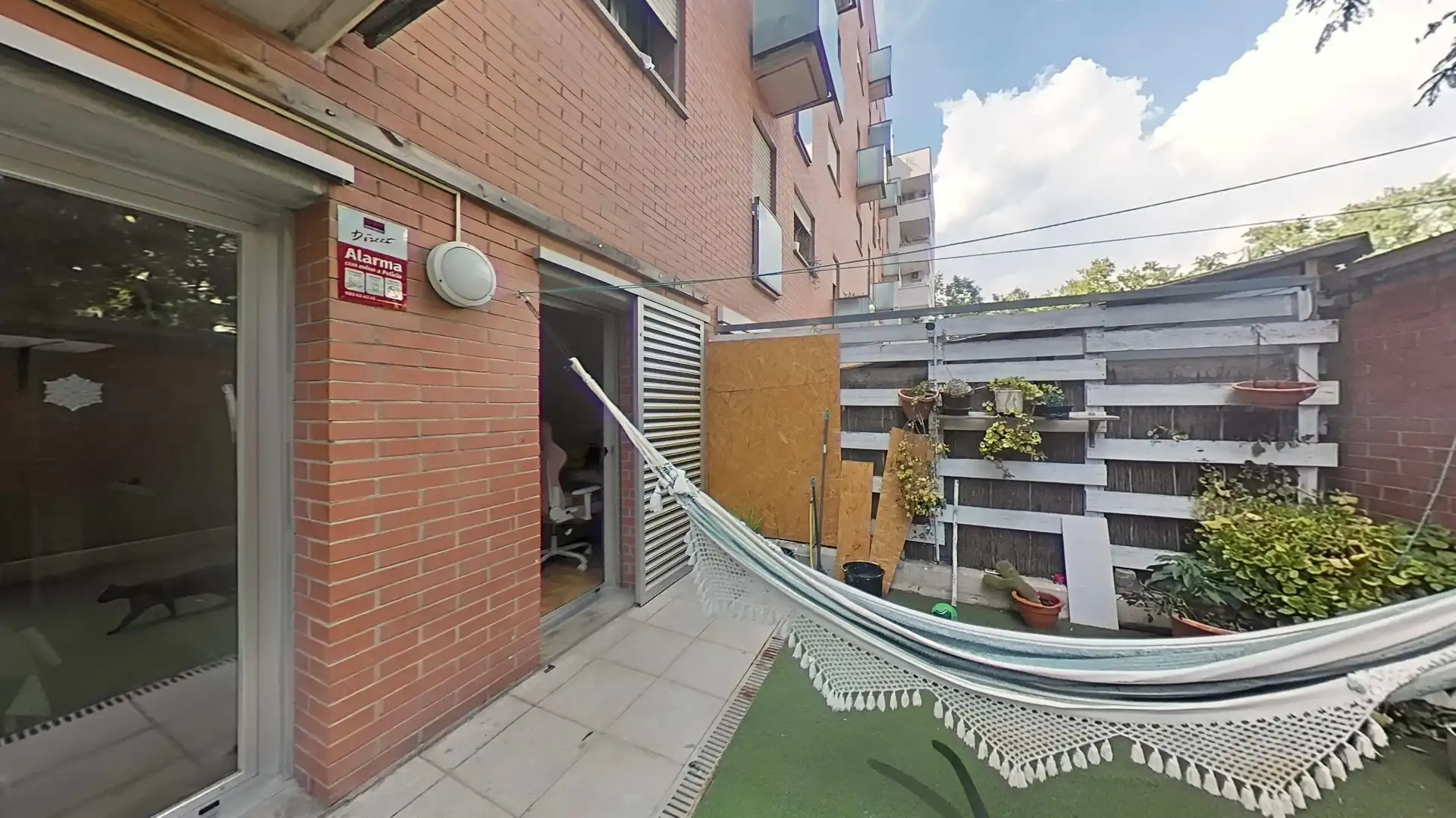 Balcony of Ground floor for sale in Sabadell  with Air Conditioner, Parquet flooring and Terrace