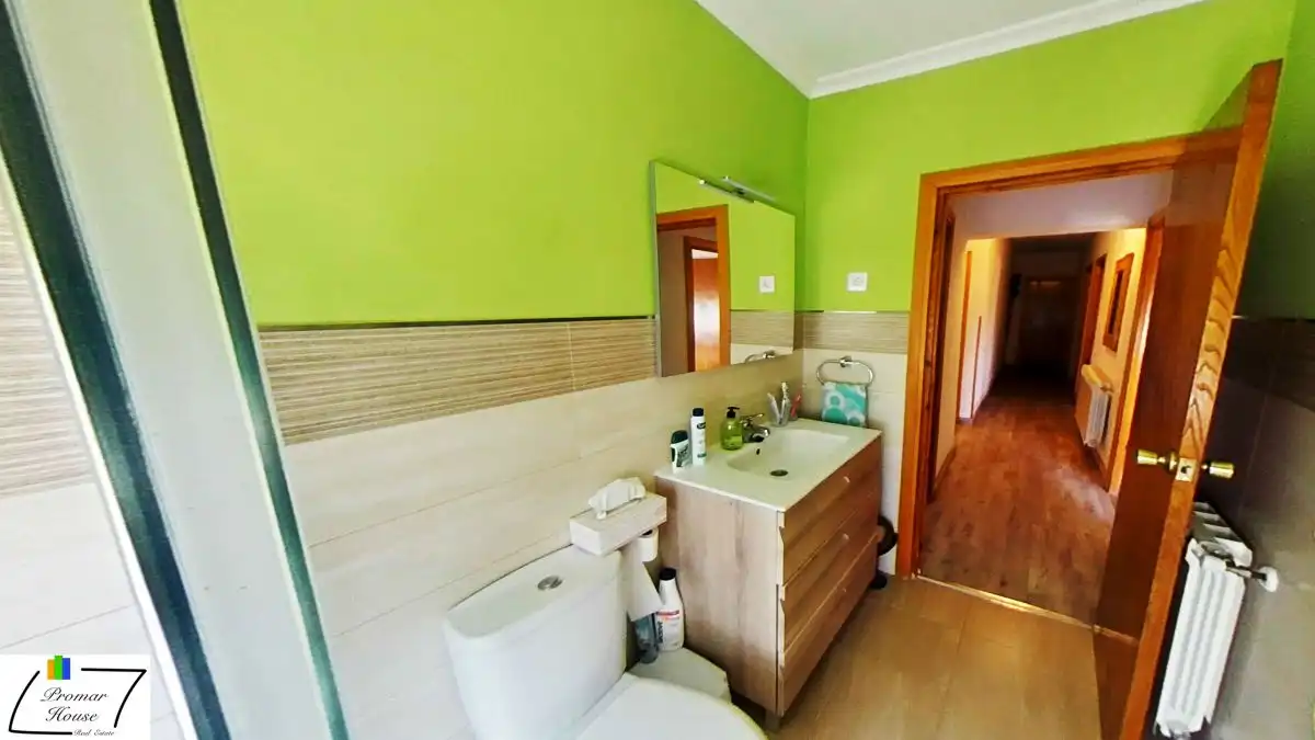 Baño de Casa o chalet en venta en Muñogrande con Calefacción, Jardín privado y Trastero