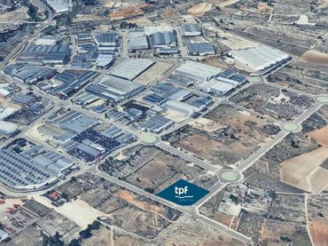 Terreno industrial en venta en calle dels Talladors
