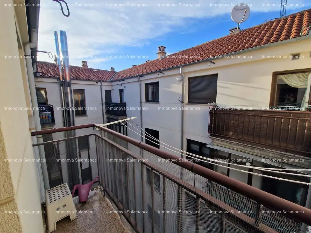 Terrasse von Dachboden zur Miete in Salamanca mit Heizung, Terrasse und Möbliert