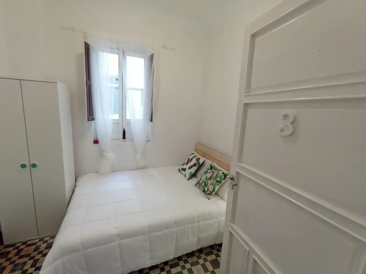 Ground floor for rent in Santa Teresa, Centro - Sagrario