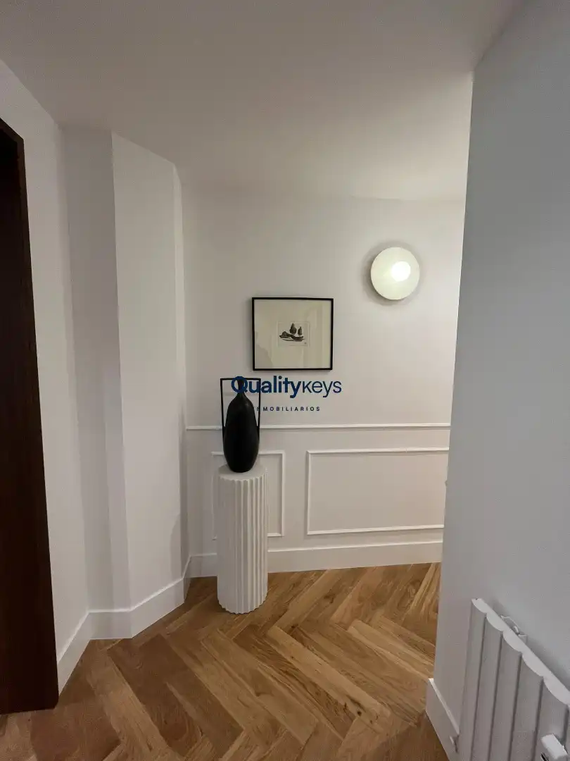 Flat for sale in Madrid  with Air Conditioner, Heating and Storage room