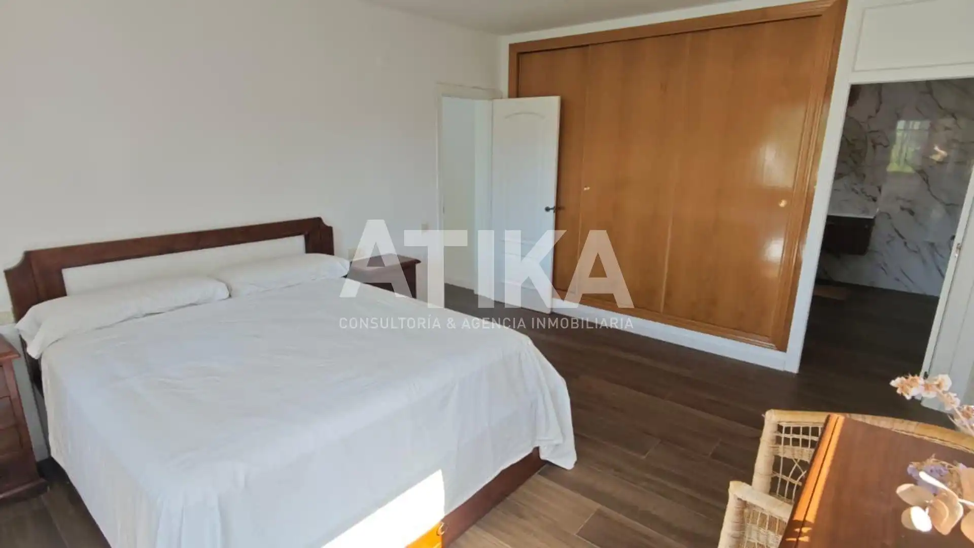 Bedroom of Houses for sale in Ontinyent  with Air Conditioner, Heating and Private garden