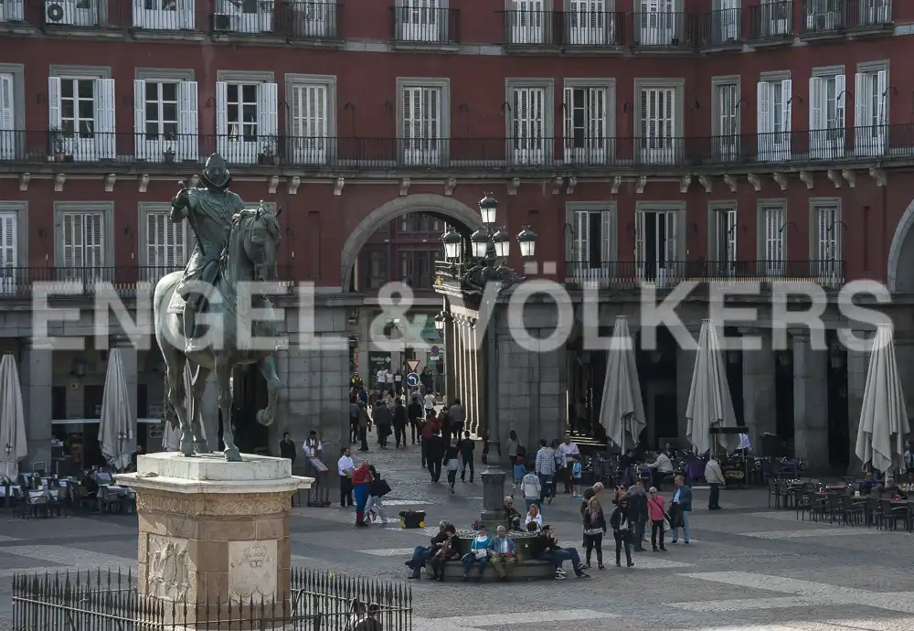 Exterior view of Flat for rent in Madrid  with Air Conditioner, Heating and Pets allowed