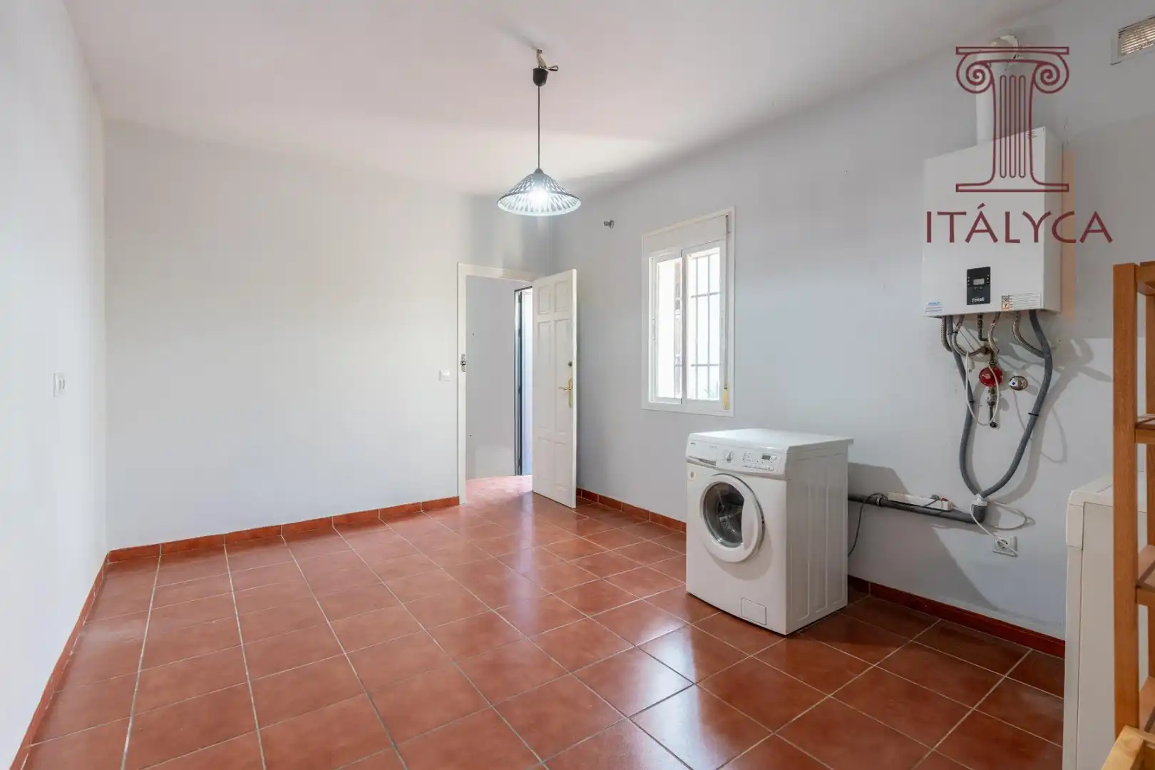Casa o xalet en venda en Bormujos amb Aire condicionat, Calefacció i Jardí privat