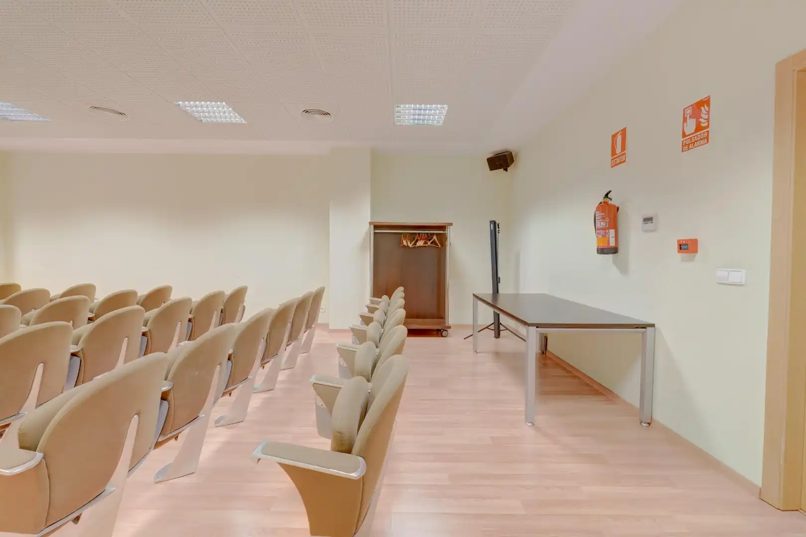 Oficina de alquiler en Paterna