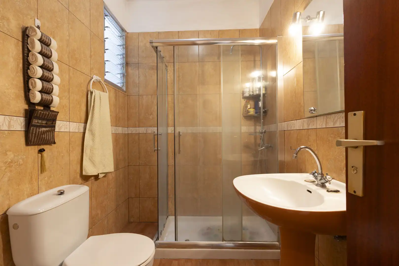 Baño de Piso en venta en Los Realejos con Amueblado y Balcón
