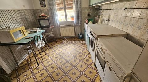 Chalet en venta en Alberite, 3 dormitorios., imatge 2