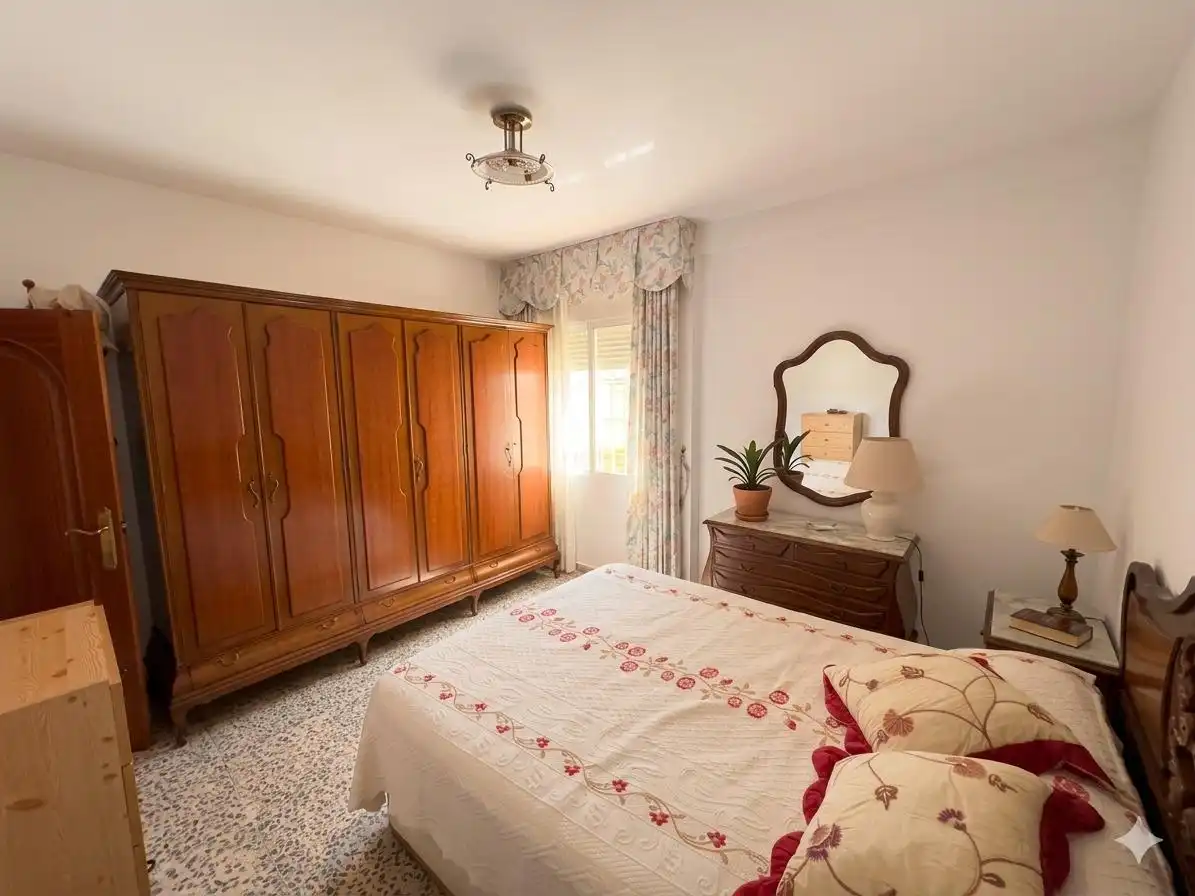 Bedroom of Flat for sale in Córdoba  with Air Conditioner and Balcony