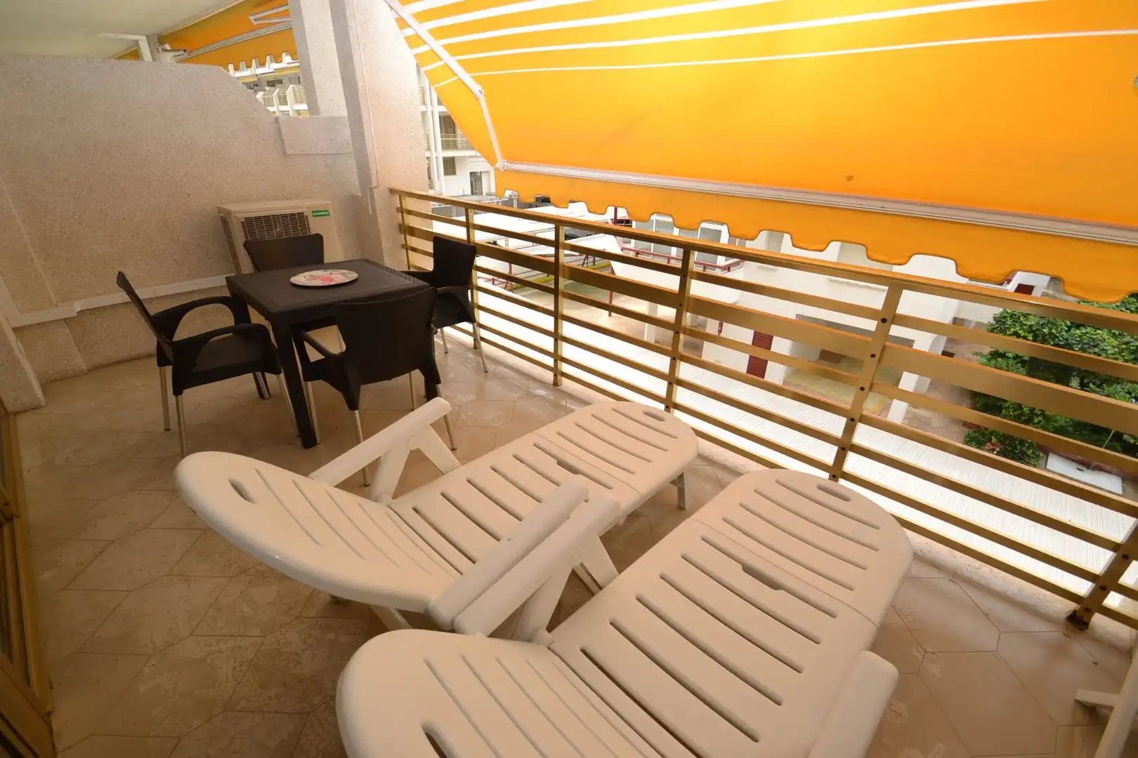 Apartamento con piscina en alquiler en Berlín 11, imagen 3