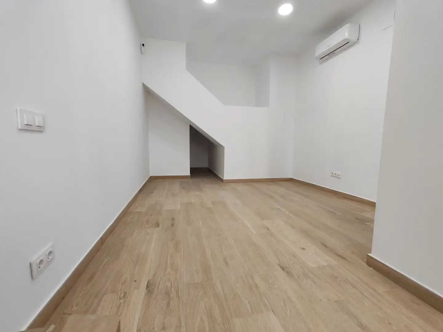 Piso en venta en Fuenlabrada con Aire acondicionado, Calefacción y Alarma