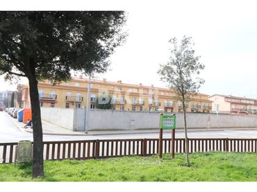 Terreny rústic en venda a Calle vilamonta 51