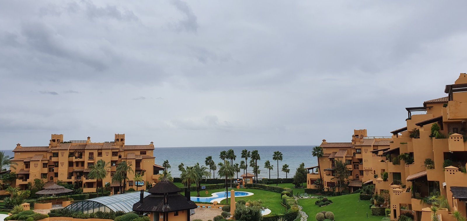 Garden of Flat for sale in Estepona  with Air Conditioner, Parquet flooring and Terrace