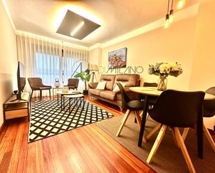 Living room of Flat to rent in Vigo   with Heating, Parquet flooring and Storage room