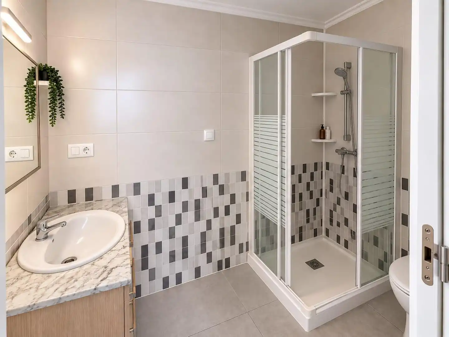 Baño de Piso en venta en Alicante / Alacant