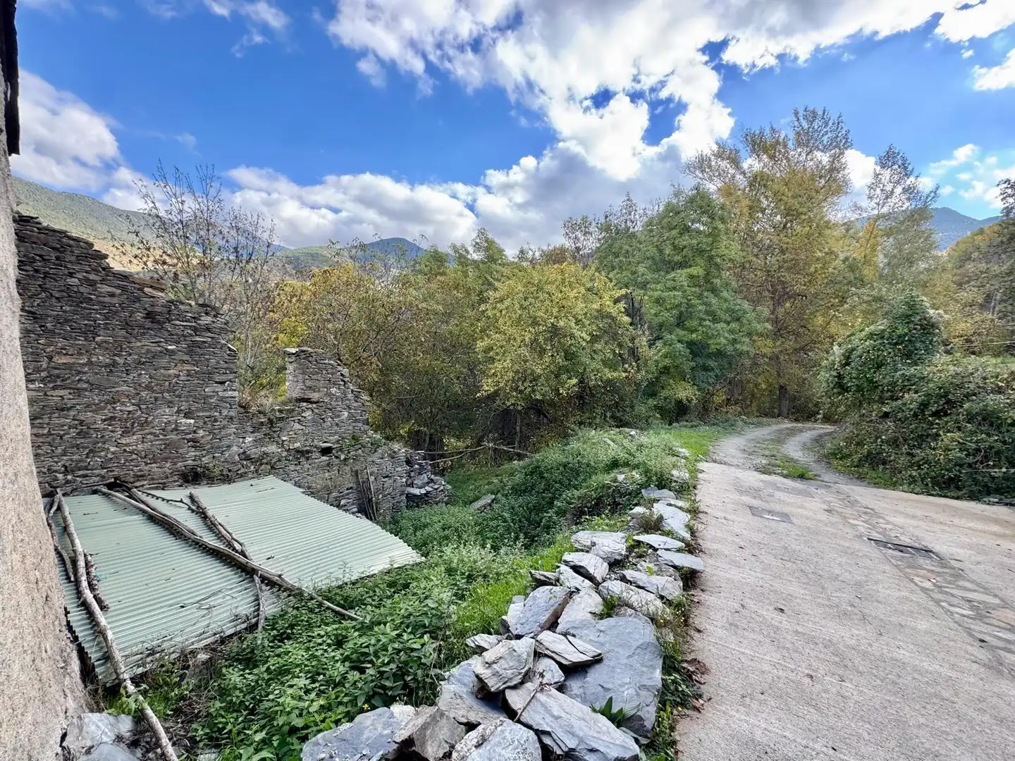 Exterior view of Residential for sale in Farrera
