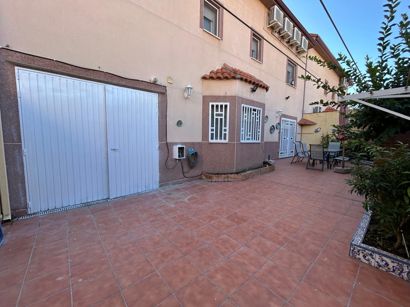 Terrassa de Casa adosada en venda en Ciempozuelos amb Aire condicionat, Calefacció i Jardí privat