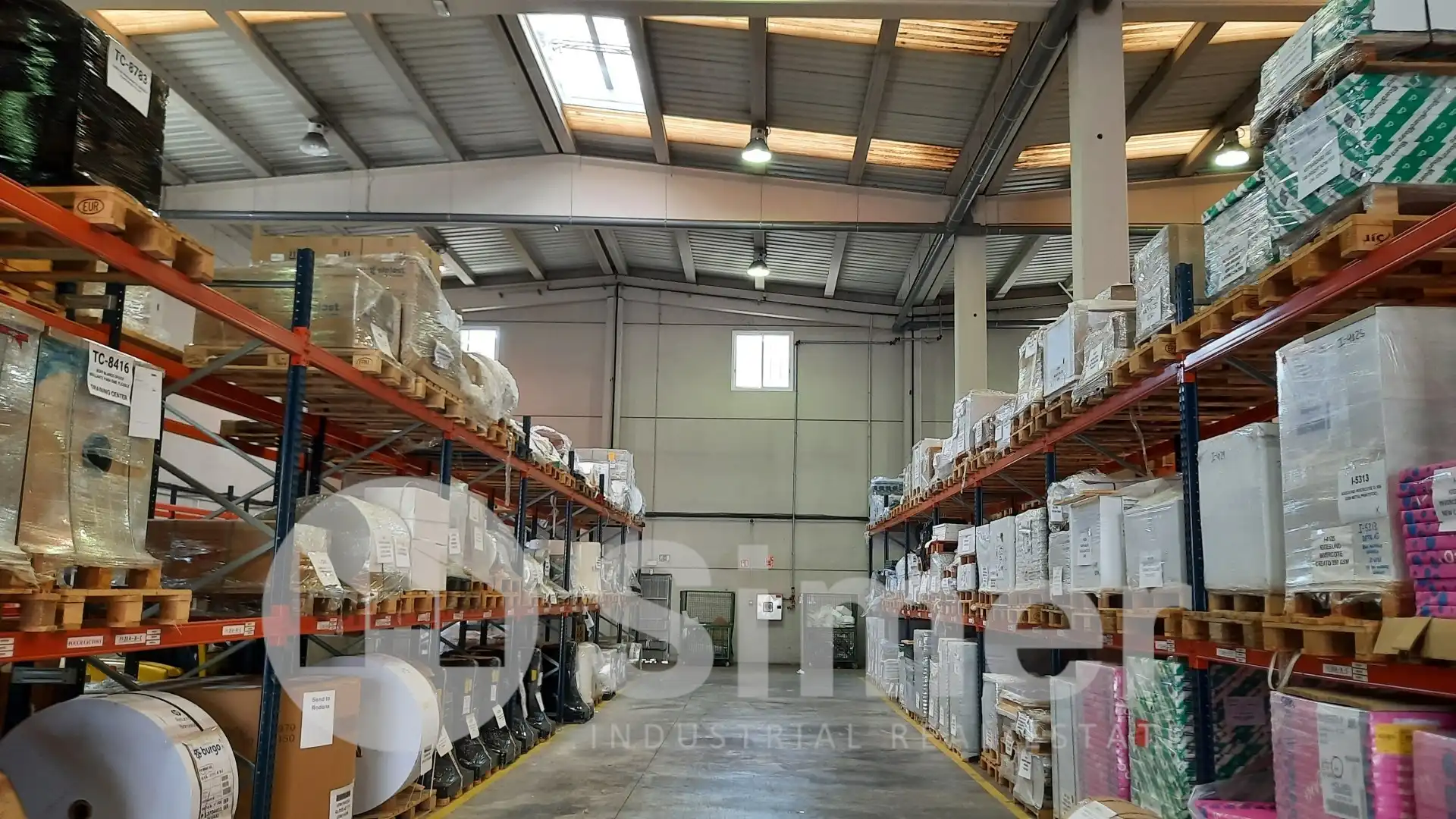 Nave industrielle à louer à Mogoda 1