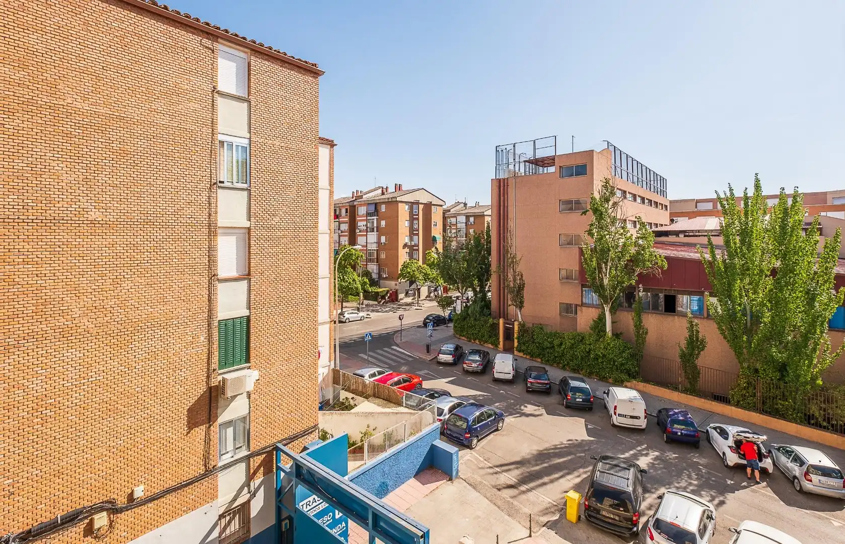 Vista exterior de Piso en venta en Madrid con Calefacción
