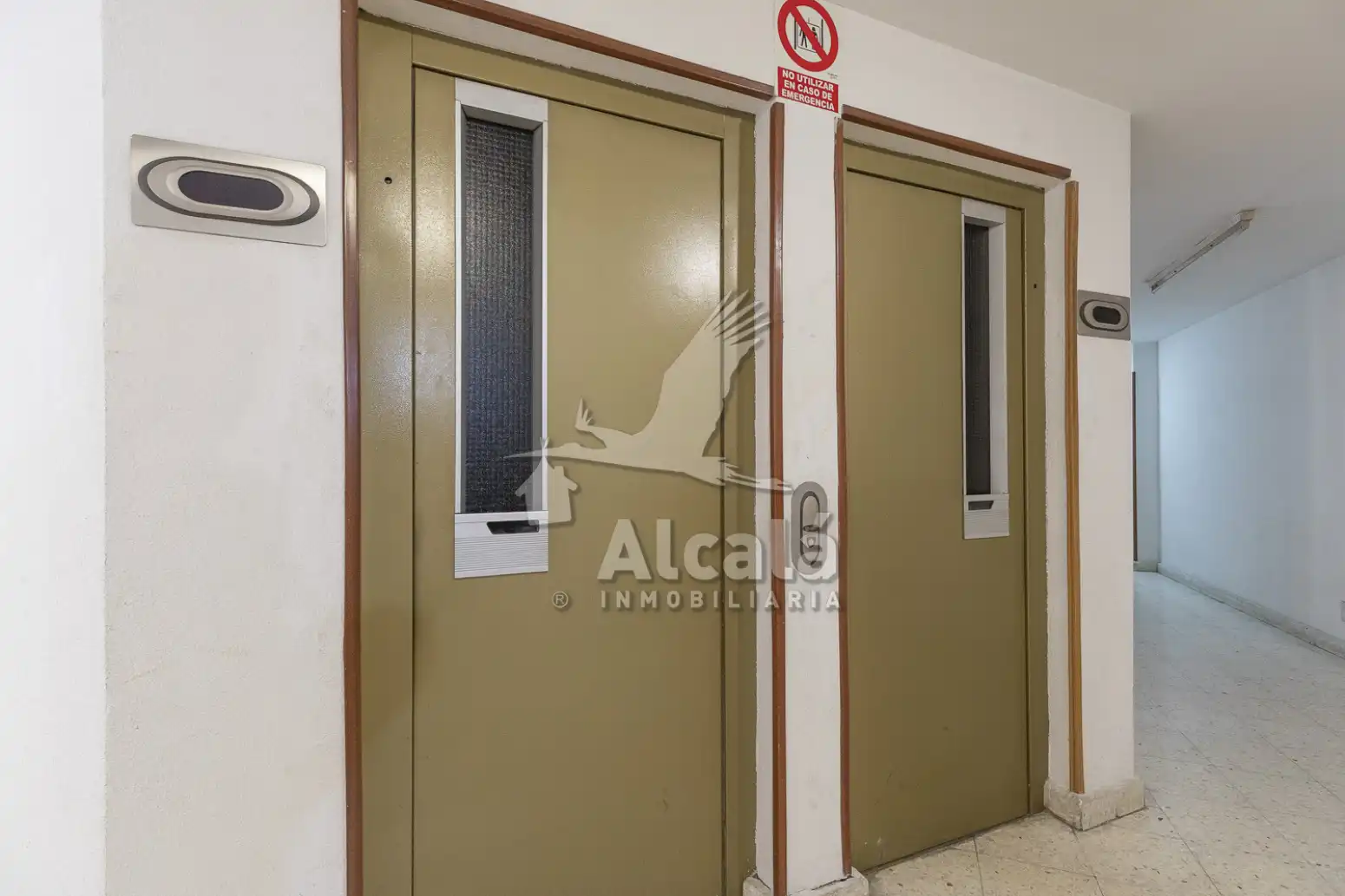 Piso en venta en Madrid con Calefacción y Terraza