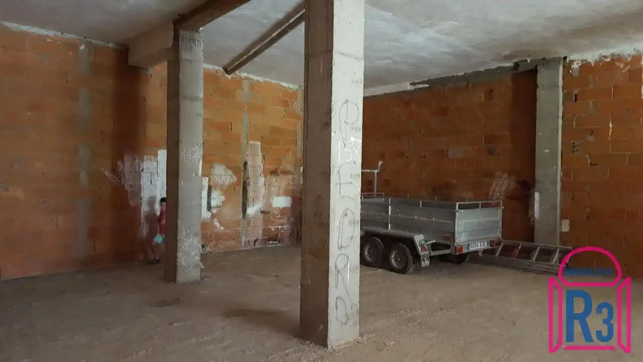 Local comercial en venda a Dama de Arintero, imagen 2