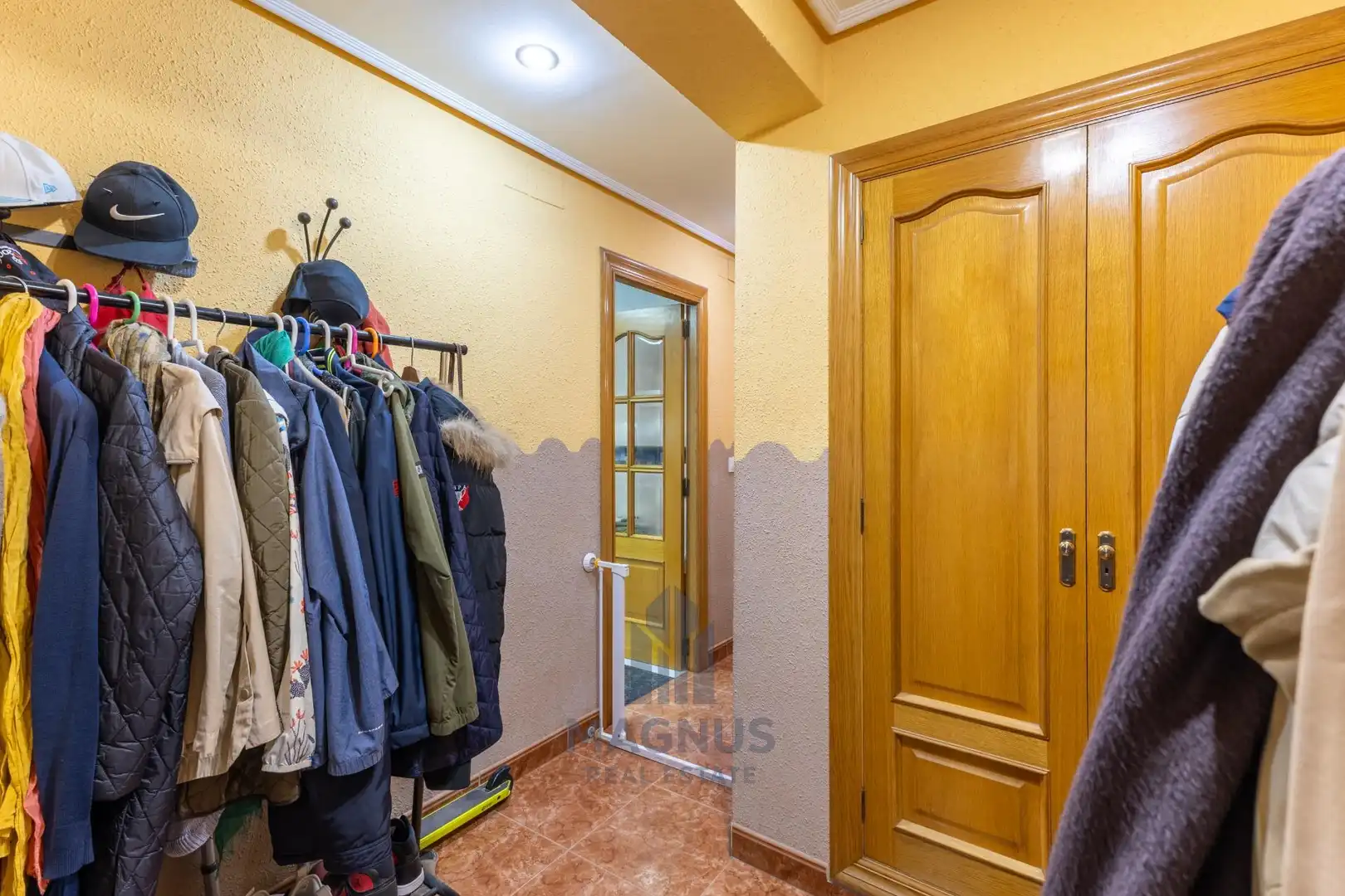 Wohnung zum Verkauf in Valencia mit Klimaanlage und Balkon