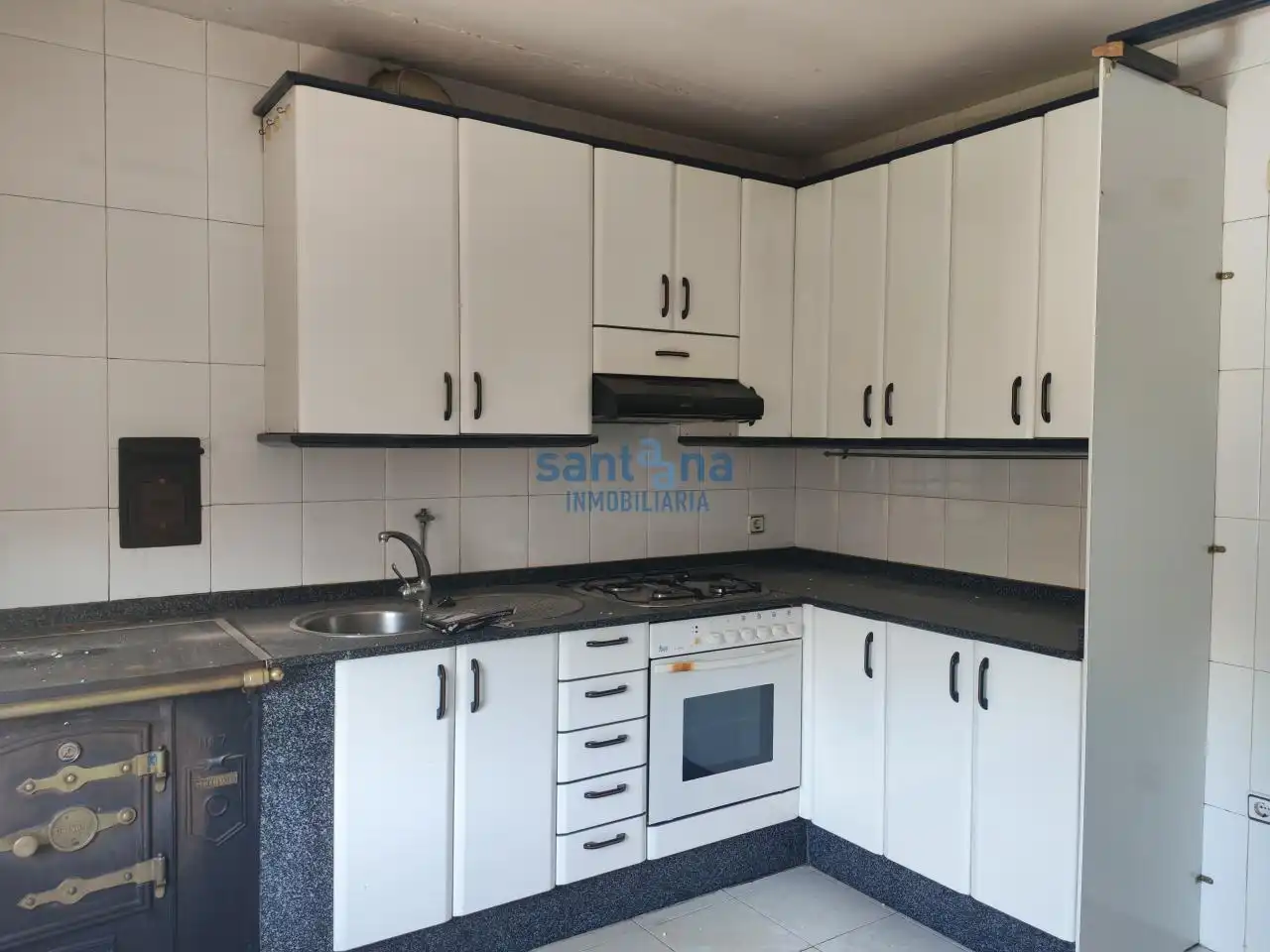 Cuina de Casa o xalet en venda en Turcia amb Jardí privat, Terrassa i Traster