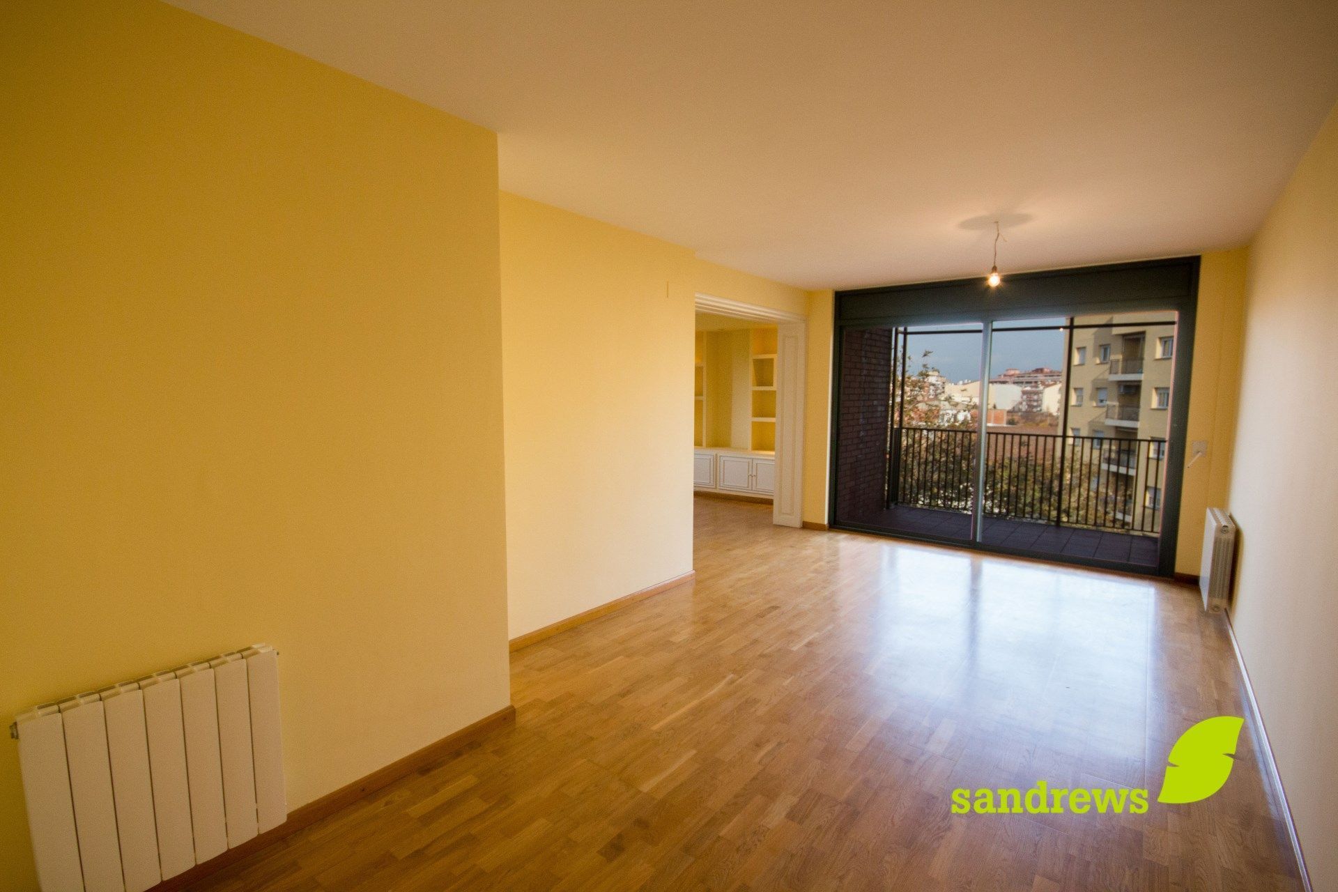 Sala d'estar de Dúplex en venda en Figueres amb Calefacció i Terrassa