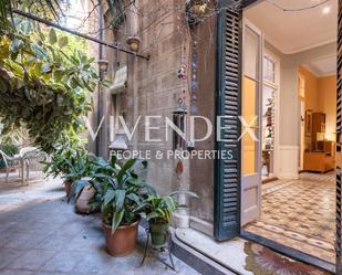 Exterior view of Flat for sale in  Barcelona Capital  with Terrace