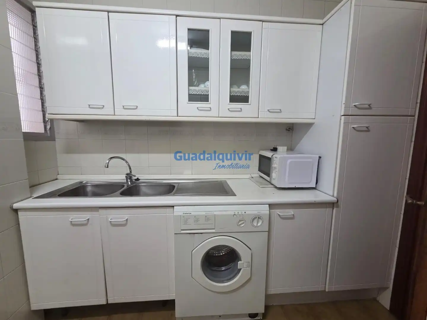Wohnung zur Miete in EDUARDO DATO, La Buhaira