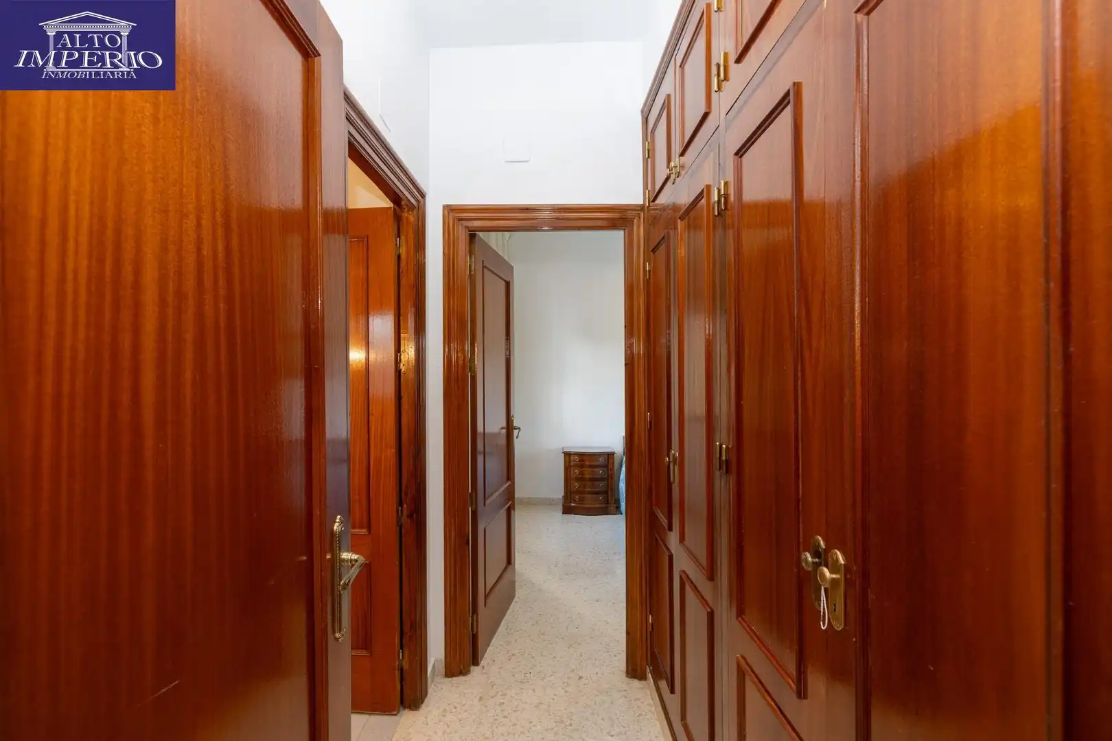 Villa mit Pool zum Verkauf in Calle Lindaraja, imagen 26