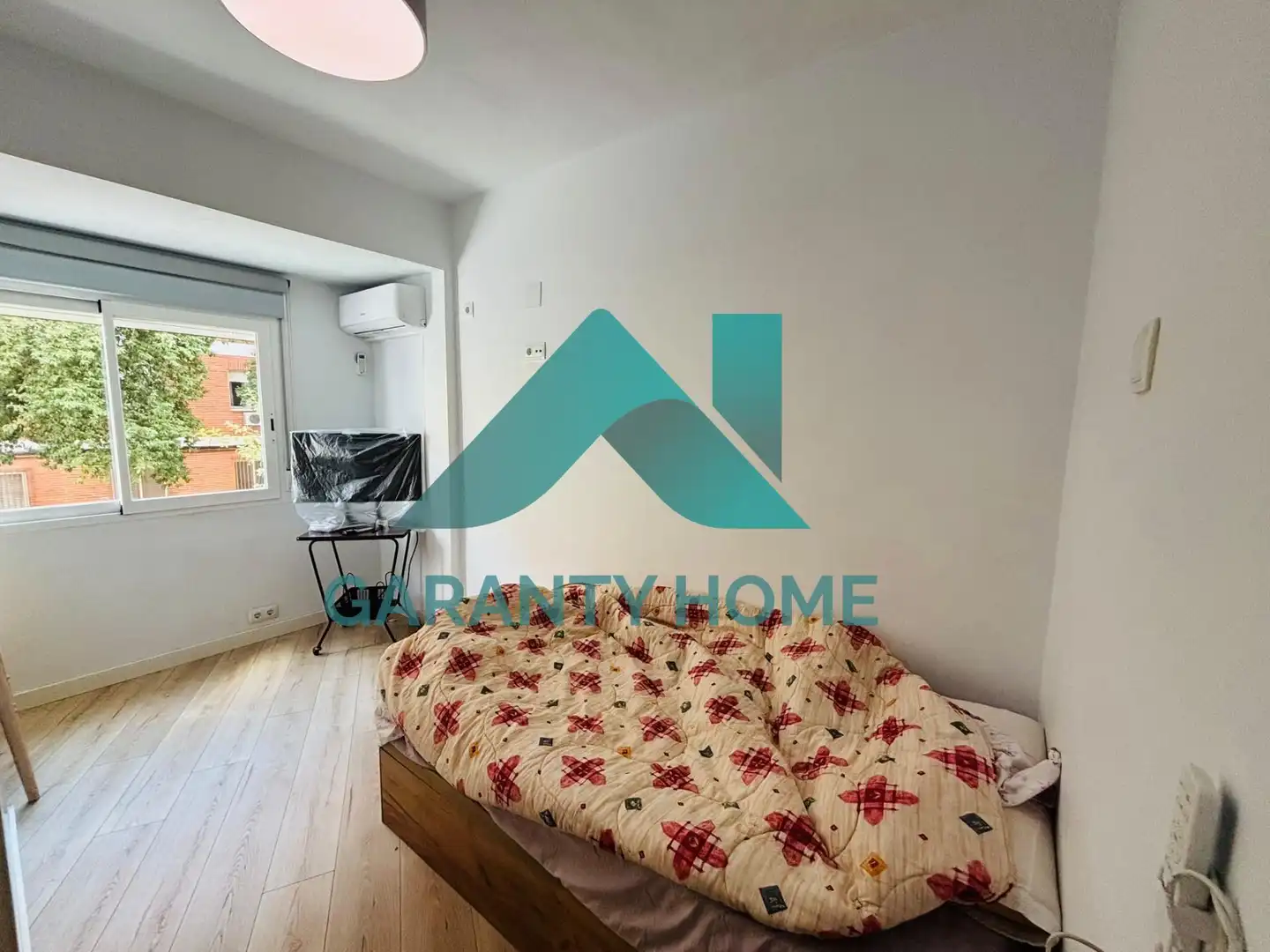 Schlafzimmer von Wohnung zur untervermieten in Casco Antiguo