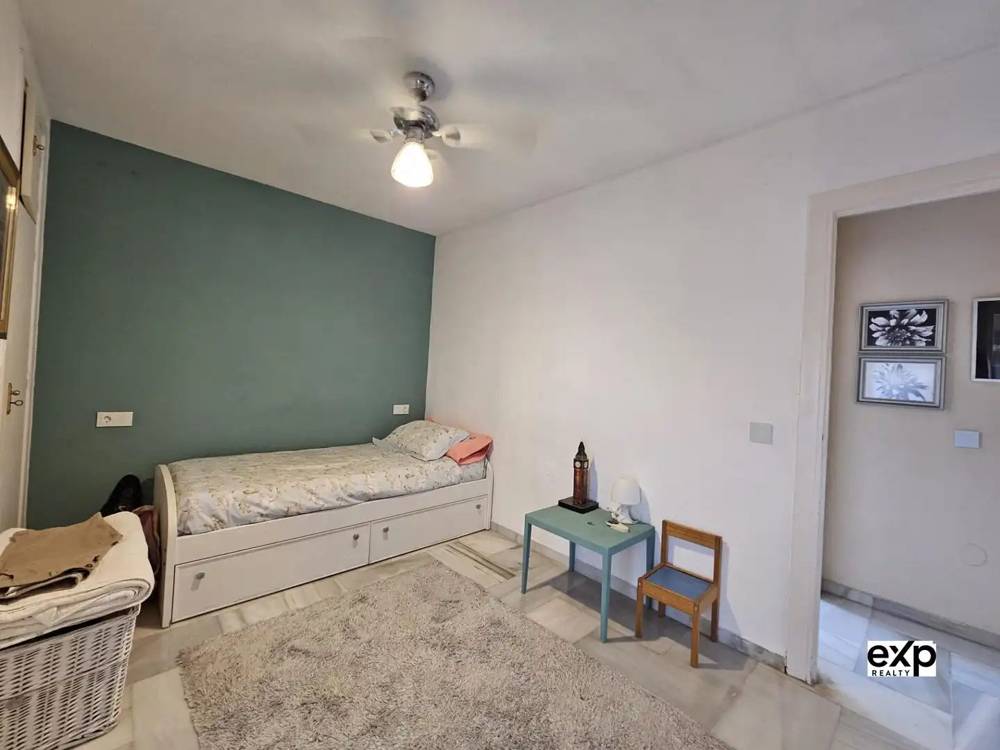 Bedroom of Flat for sale in Fuengirola  with Air Conditioner, Swimming Pool and Furnished