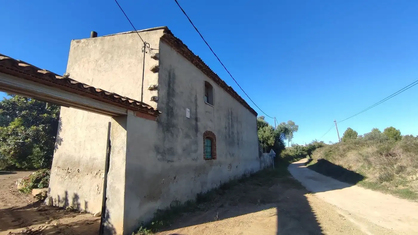 Vista exterior de Finca rústica en venda en Constantí amb Jardí privat, Terrassa i Moblat