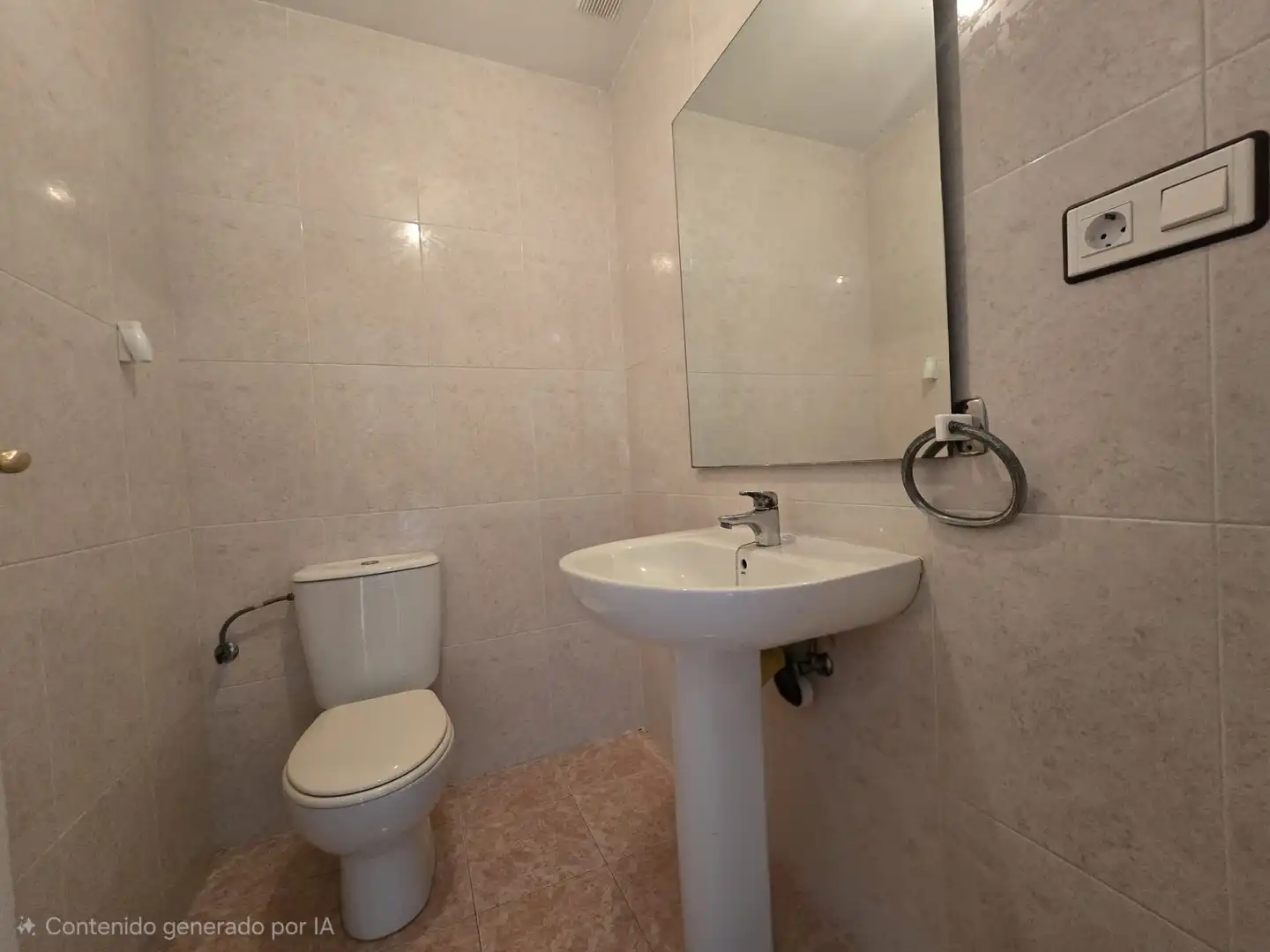 Baño de Dúplex en venta en Villamediana de Iregua con Calefacción y Amueblado