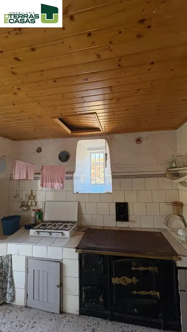 Cuina de Casa o xalet en venda en A Lama   amb Jardí privat